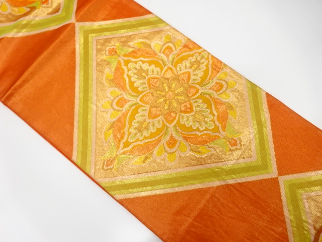 アンティーク　菱華紋模様織出し袋帯（着用可）